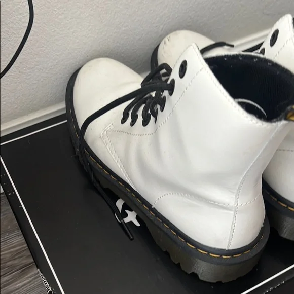 Dr. Martens White and Black Lace Up Boots 8-Eye Design - Picture 5 of 6